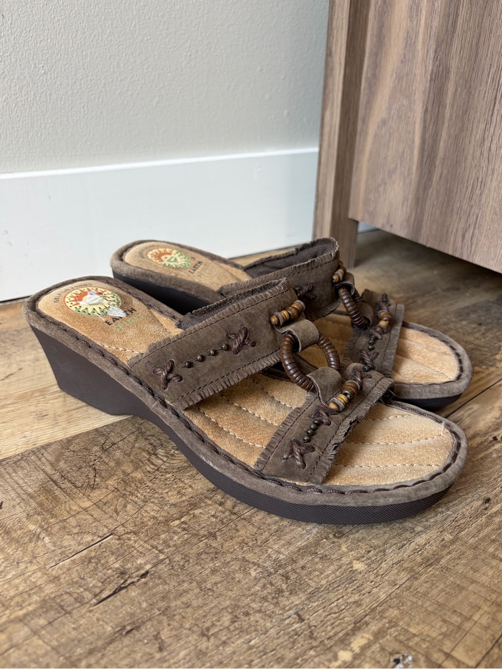 Earth Spirit Brown Magnolia Leather Strap Wedge Sandals Boho Artsy Earthy